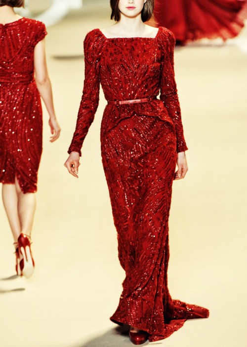 Красные новогодние платья