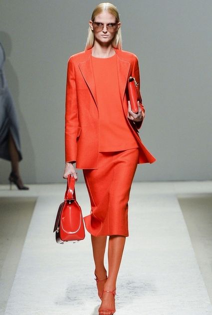 Красный цвет в одежде