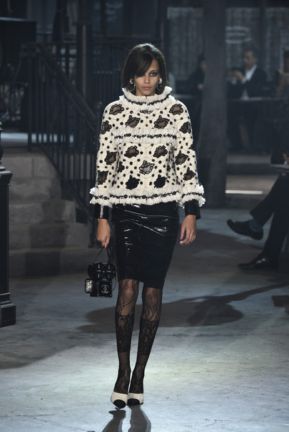 CHANEL Pre-fall 2016. Metiers d'Art