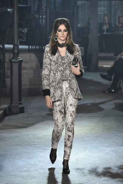 CHANEL Pre-fall 2016. Metiers d'Art