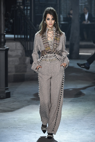 CHANEL Pre-fall 2016. Metiers d'Art