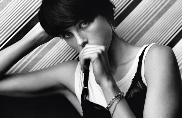 Эди Кэмпбелл для i-D Magazine