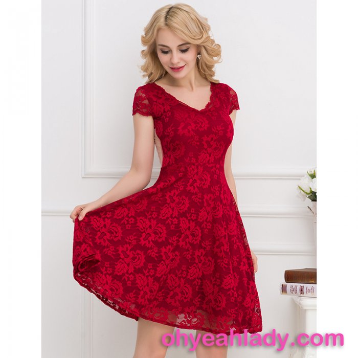 Платье из роз