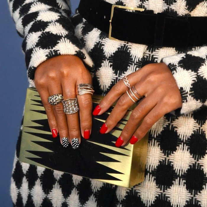 Рианна_Нэилс Фергана