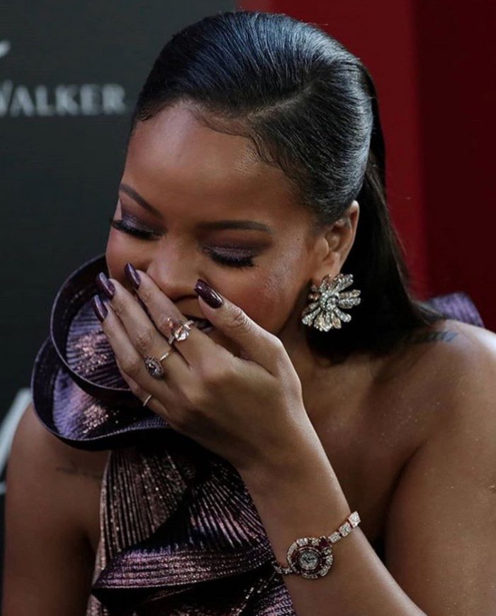 Маникюр со звездами