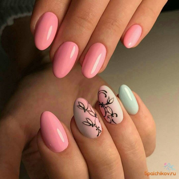 Красивый красный маникюр с рисунком