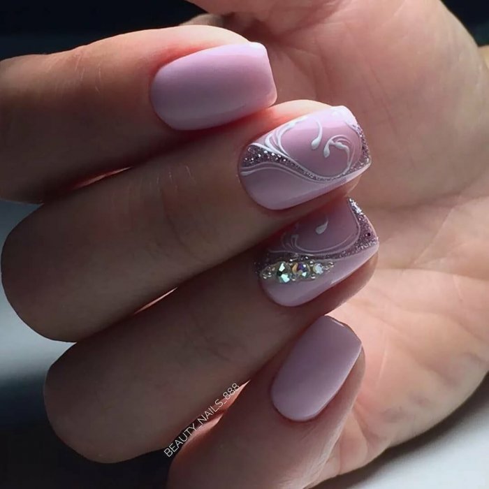 Маникюр на 8 марта дизайны