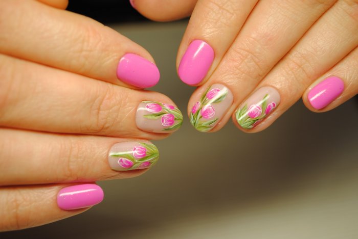 Цветочки на ногтях