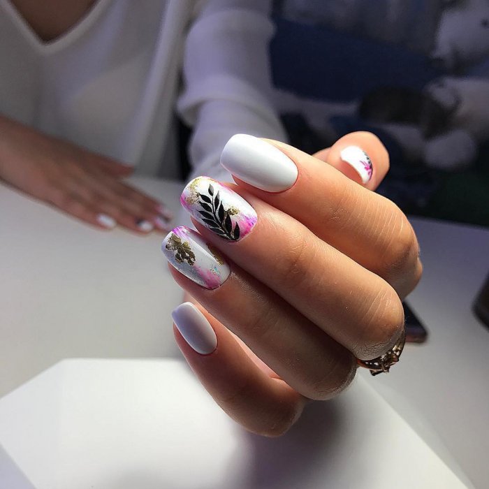 Маникюр Весна