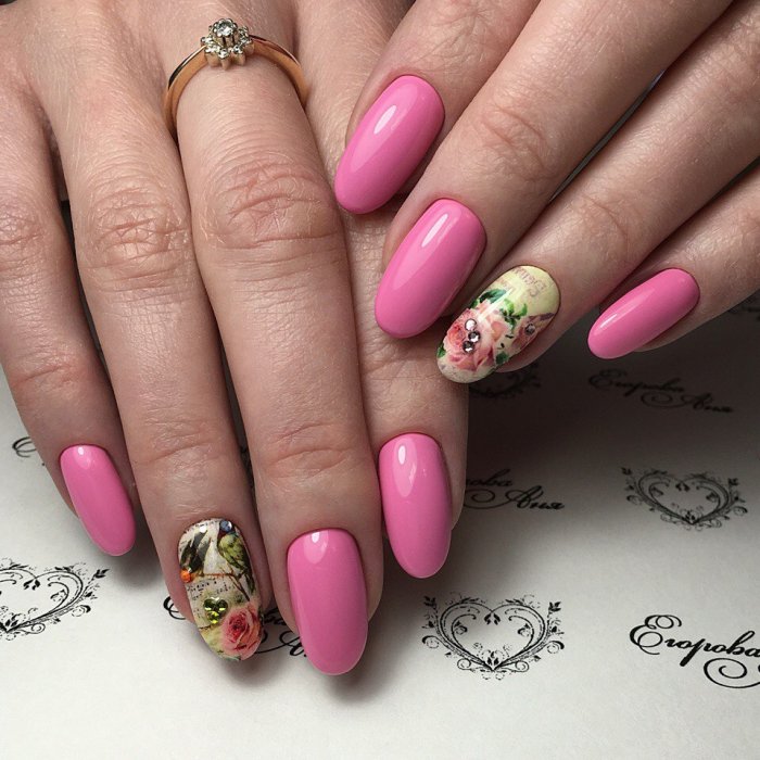 Весенний маникюр