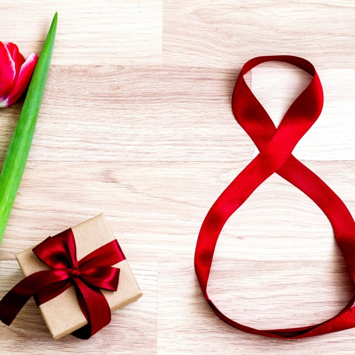 Открытки с 8 марта оригинальные