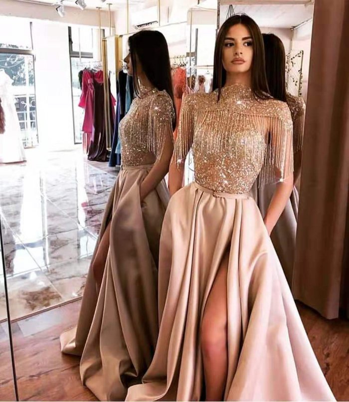 Шикарное платье на 8 марта