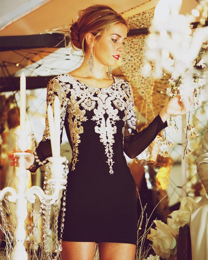 Красивые платья на 8 марта