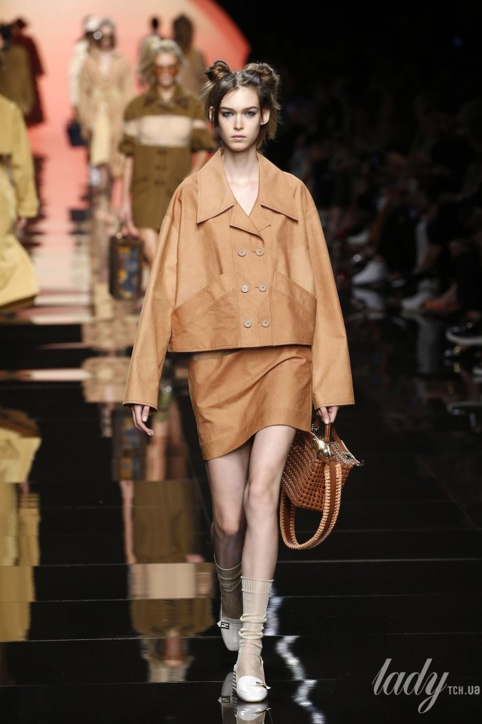 Коллекция Весна-лето 2020 Фенди