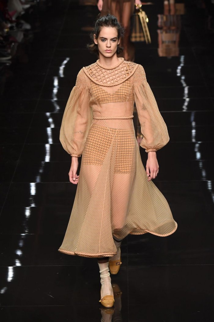 Фенди Весна лето 2020