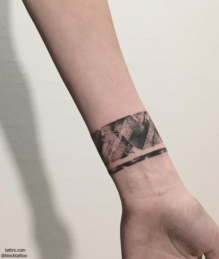 Татуировки на запястье мужские