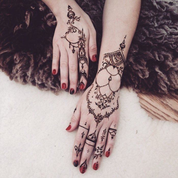 Эскизы тату для девушек