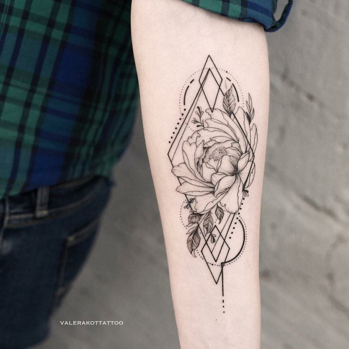 Красивые эскизы тату для девушек