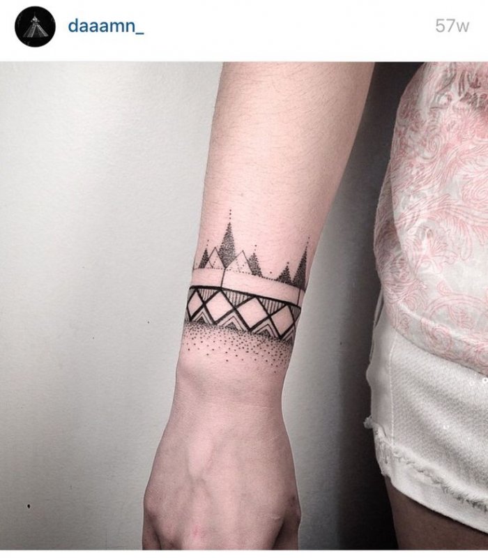 Тату на руке