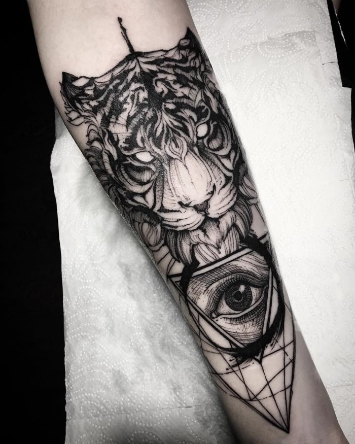 Дотворк предплечье