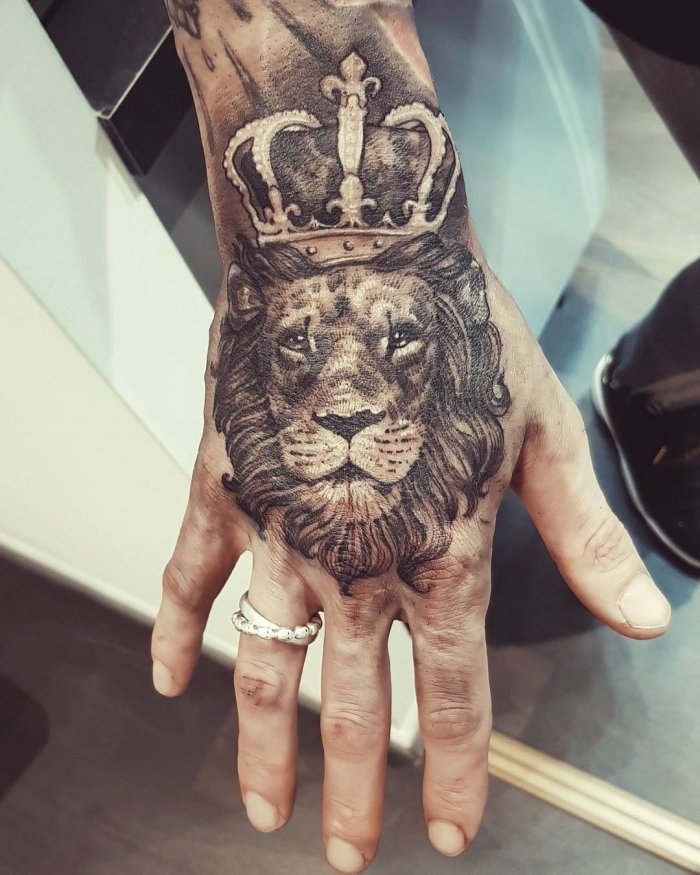 Татуировки на кисте руки