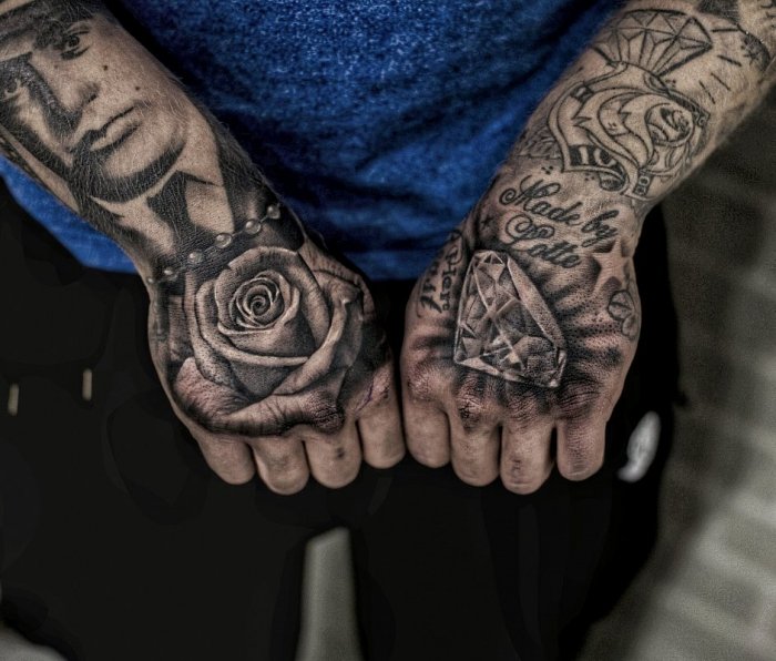 Мужскими Татуировки на запястии