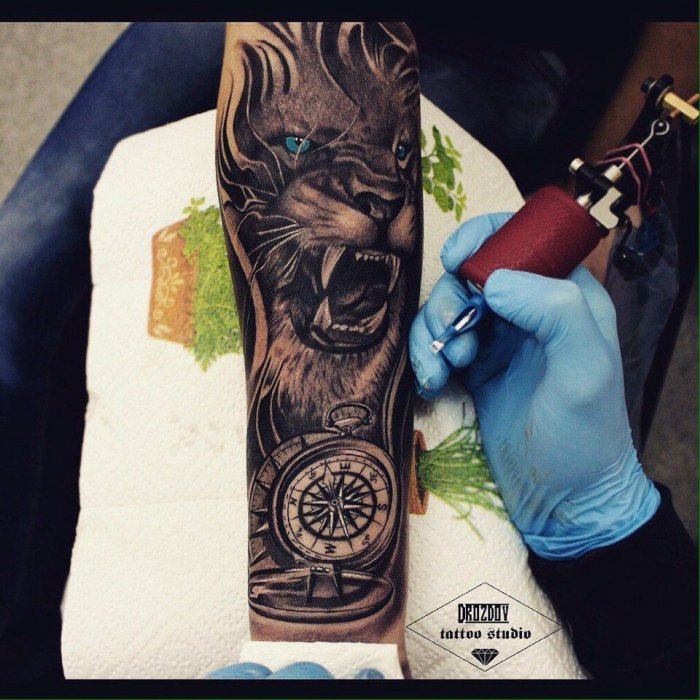 Тату в стиле геометрия