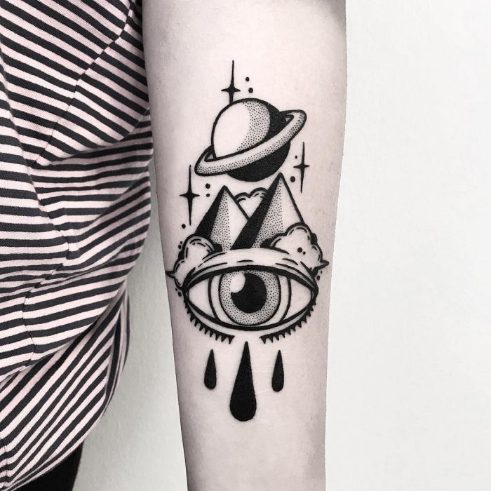 Тату на предплечье