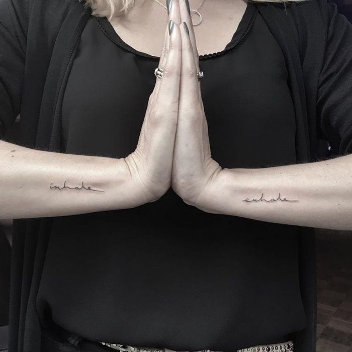 Татуировки надписи