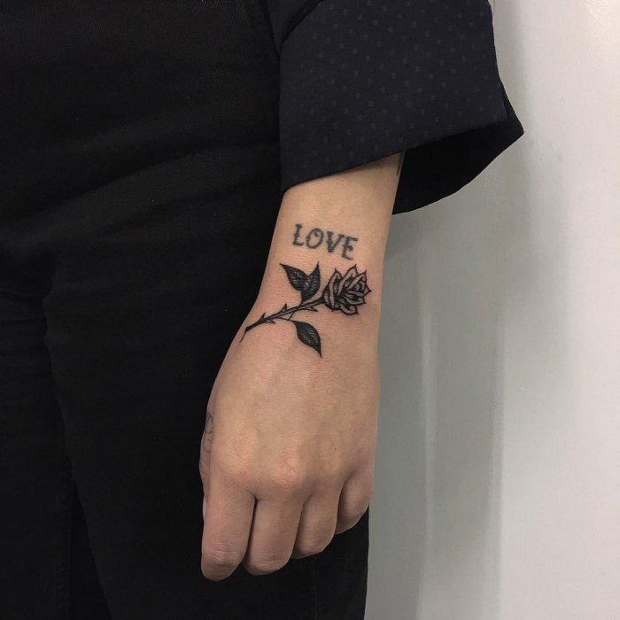 Маленькие тату для мужчин