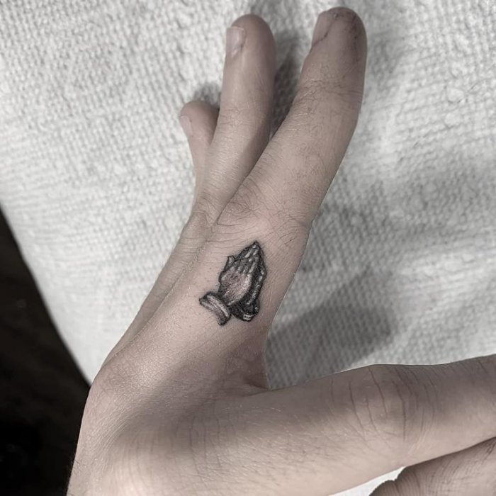 Тату треугольник в треугольнике