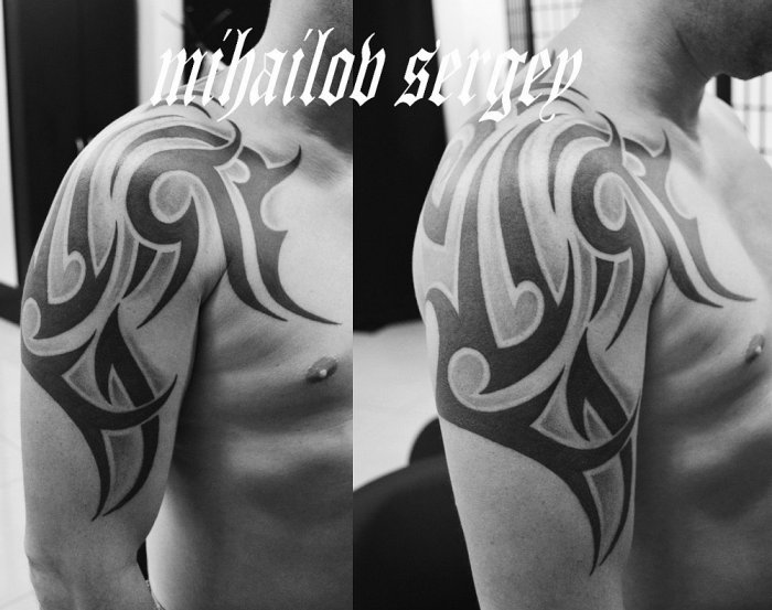 Тату на плечо для мужчин