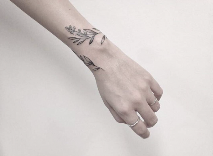 Искины маленьких татуировок