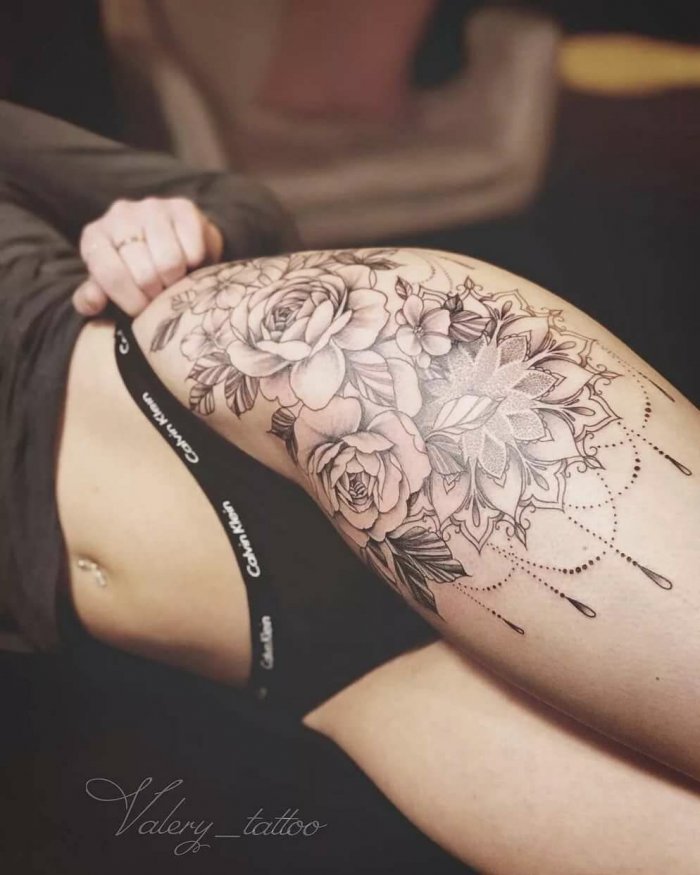 Красивые женские тату на бедре