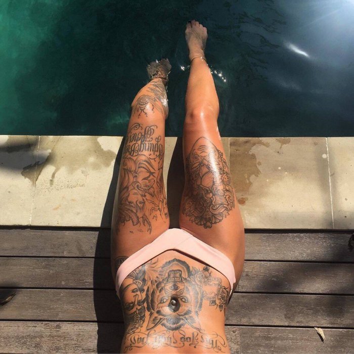 Тату на бедре для девушек