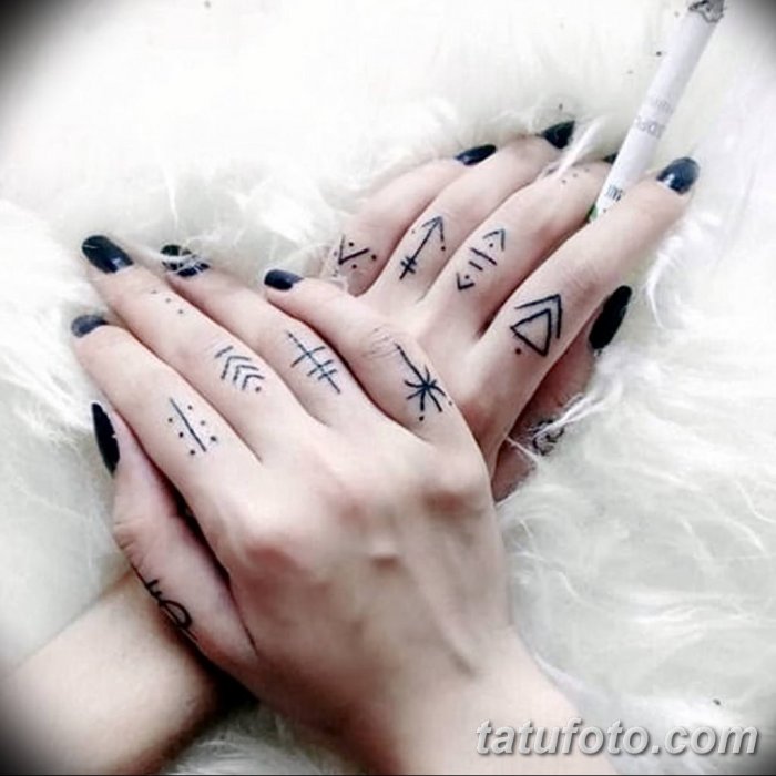 Красивые тату на пальцах