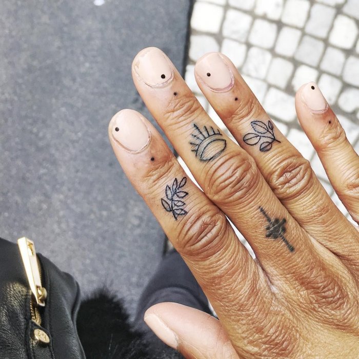 Тату на пальцах мужские