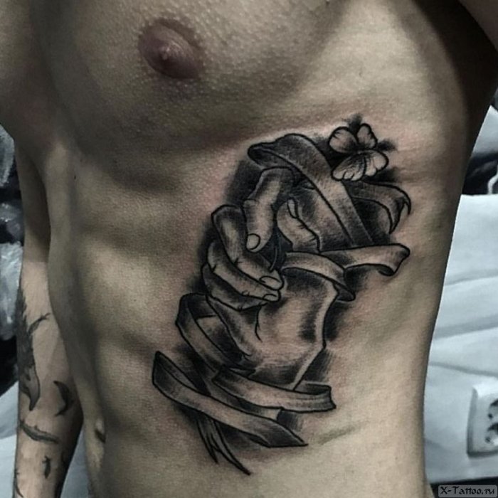 Тату на ребрах мужские