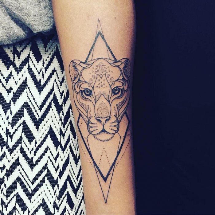 Тату на предплечье мужские