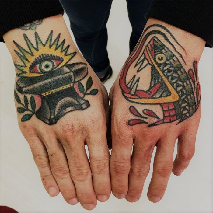 Татуировки на запястье мужские