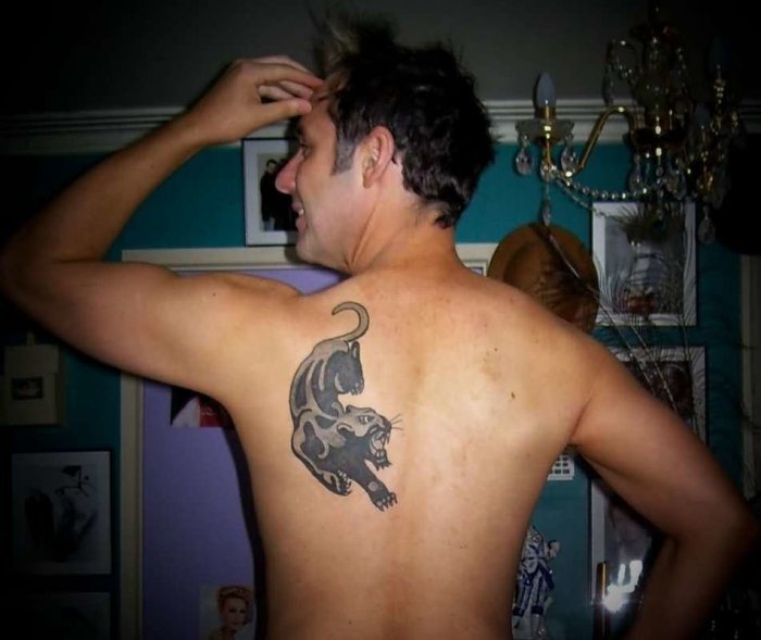 Тату на лалатке мужские