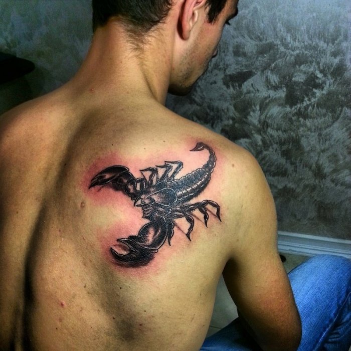Татуха на лопатке мужские