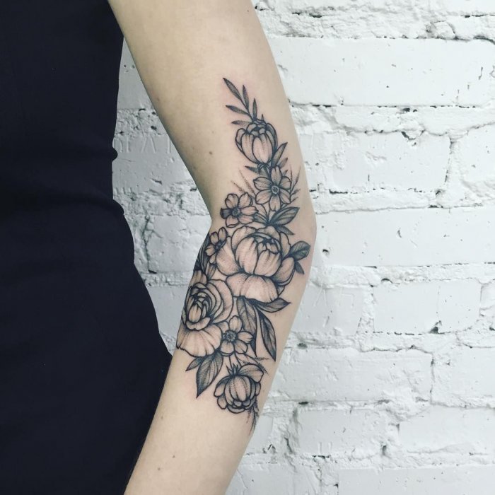 Тату напред плечее для девушек