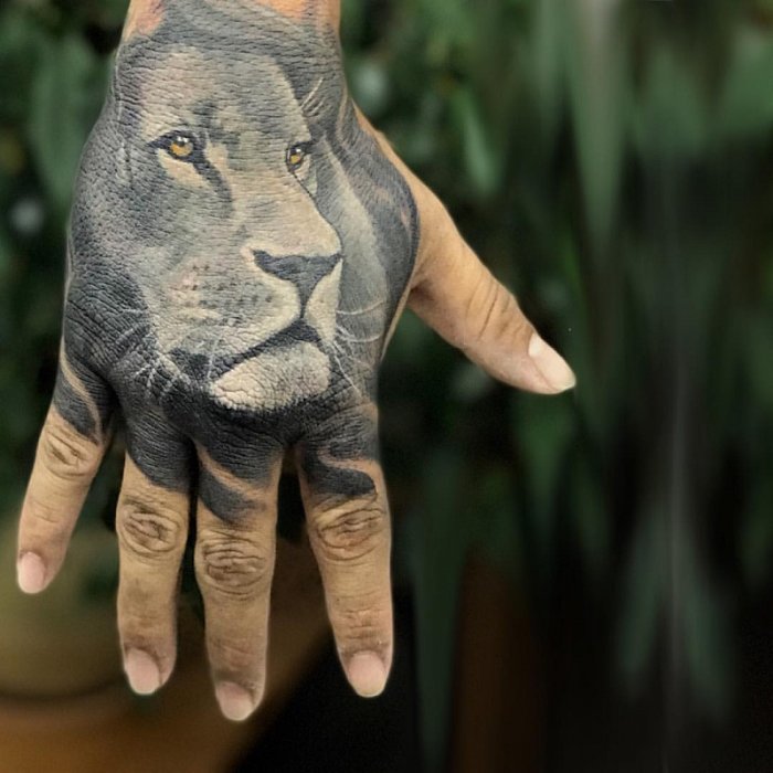 Тату на кисти мужские