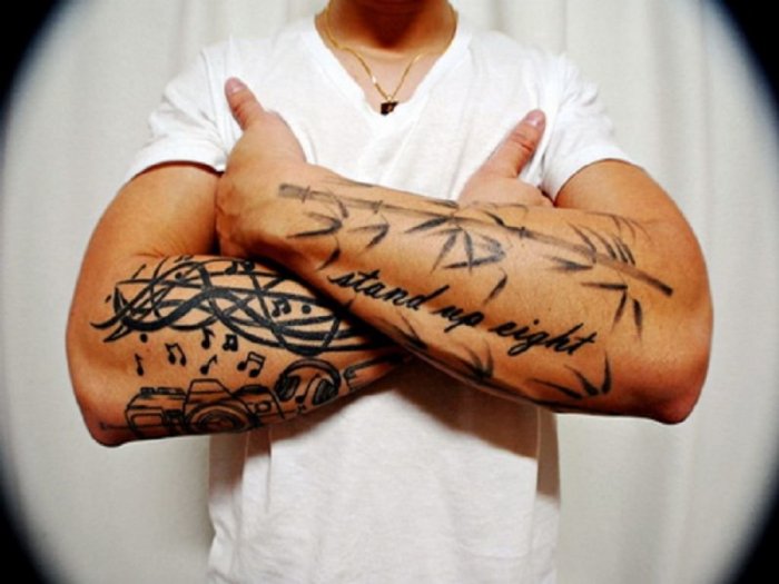 Классные тату на руке мужские