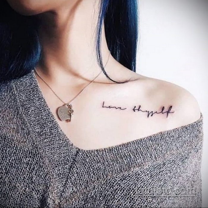 Тату на ключице для девушек