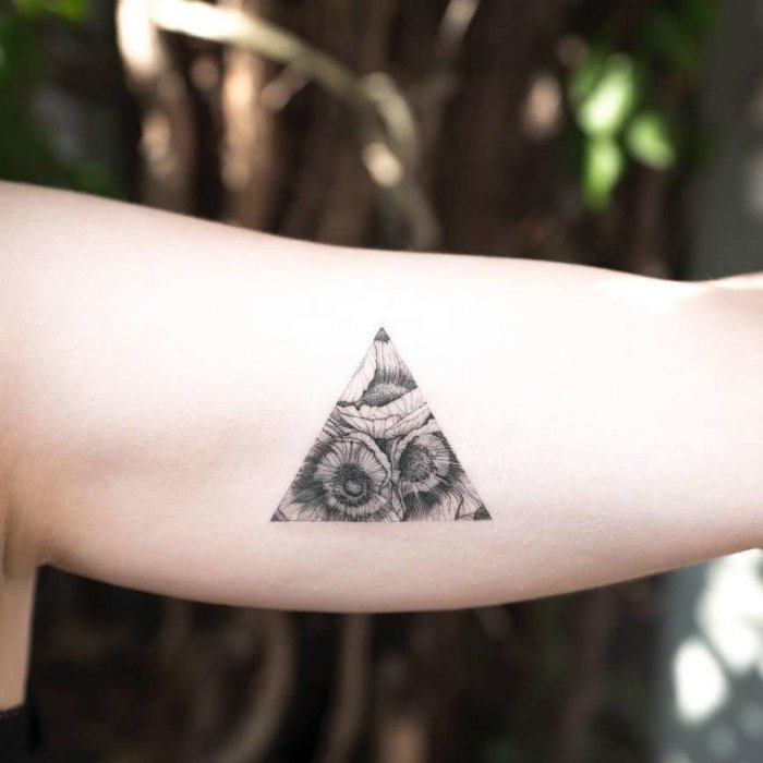 Минималистичные тату на руке