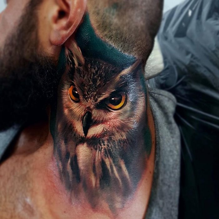 Красивые тату на шее мужские