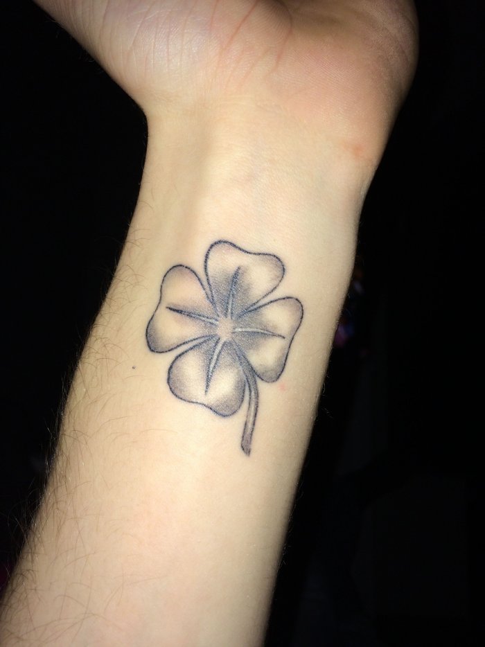 Четырехлистный Клевер Клевер тату