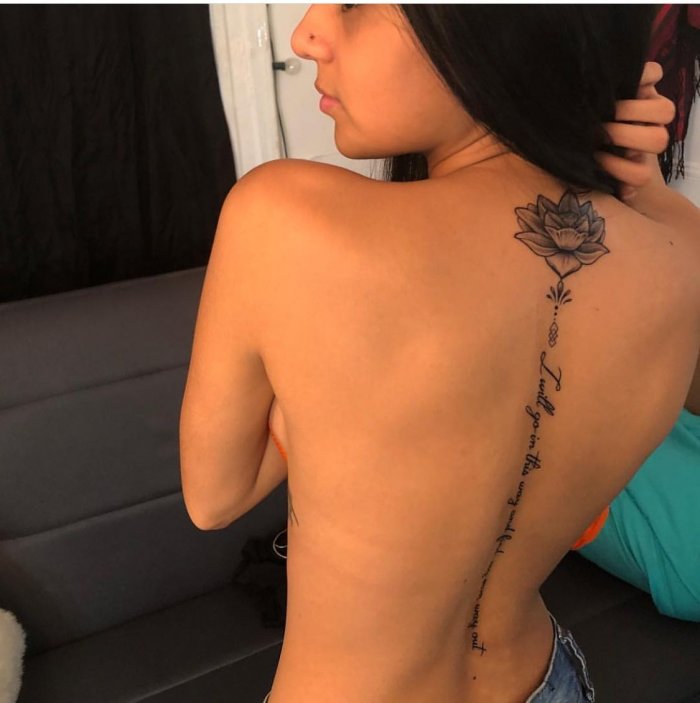 Тату на позвоночнике для девушек